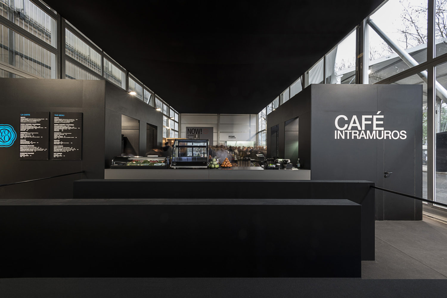 Philippe Boisselier - Café, Kvadrat 1