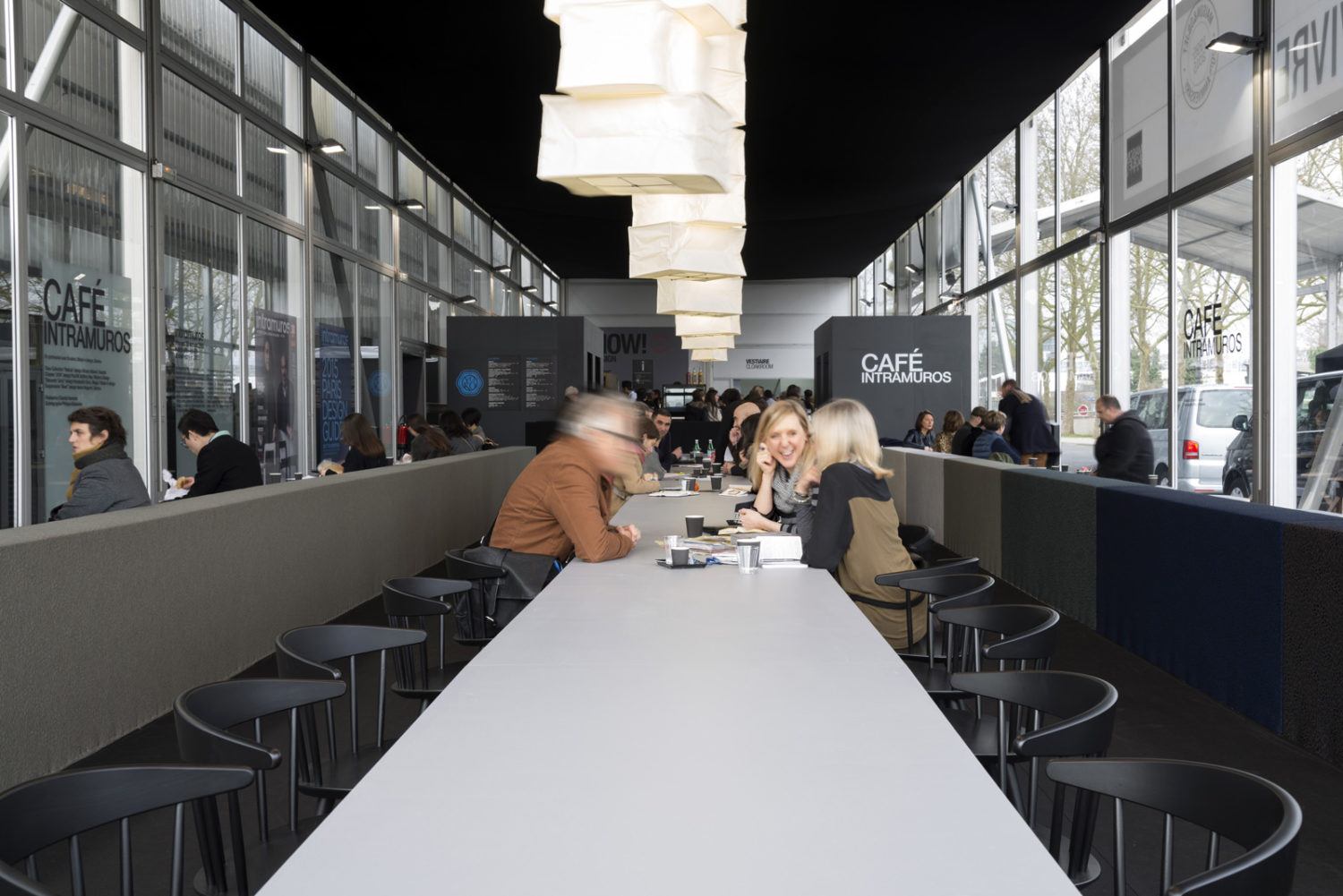 Philippe Boisselier - Café, Kvadrat 2